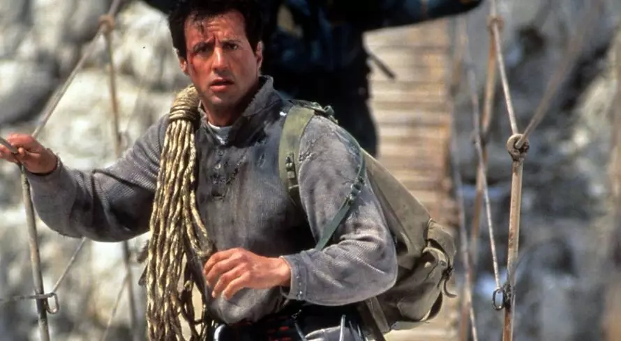 Sylvester Stallone Akan Kembali Beraksi di Film Reboot Cliffhanger