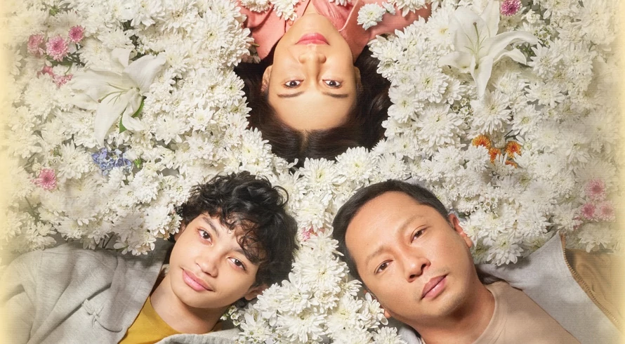 Esok Tanpa Ibu Rilis Trailer, Dian Sastrowardoyo Jadi Ibu AI