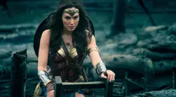Bantah Pernyataan Gal Gadot, DC Studios Masih Tunda Pembuatan Film Wonder Woman 3