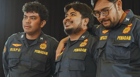 Trio GJLS Siap Kembali ke Bioskop Lewat Film GJLS: Pahlawan Tanpa Lawan