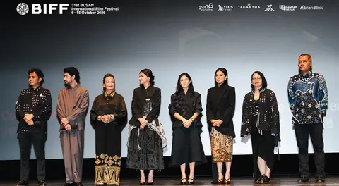 Film Laut Bercerita Raih Sambutan Hangat di Busan International Film Festival
