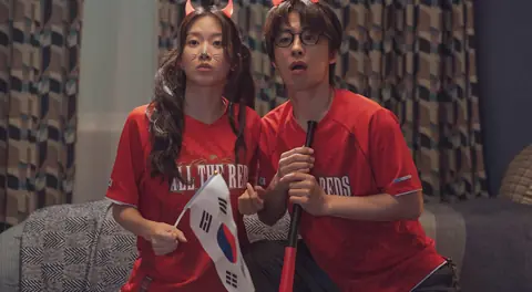 Film Once We Were Us Kokoh di Puncak Box Office Korea Selatan