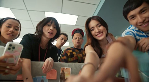 Sinopsis dan Jadwal Tayang Tinggal Meninggal, Film Dark Comedy yang Mengejar Kehangatan dalam Kesedihan