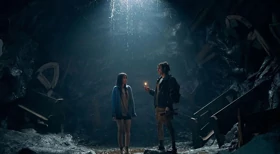 Review Together, Ujian Kisah Cinta Berbalut Horor 