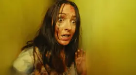 Review Film Backrooms: Teror Ruang Tanpa Akhir yang Bikin Penonton Gelisah Sepanjang Film