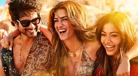 Review Cocktail 2: Drama Cinta Bollywood dengan Nuansa Liburan Eropa