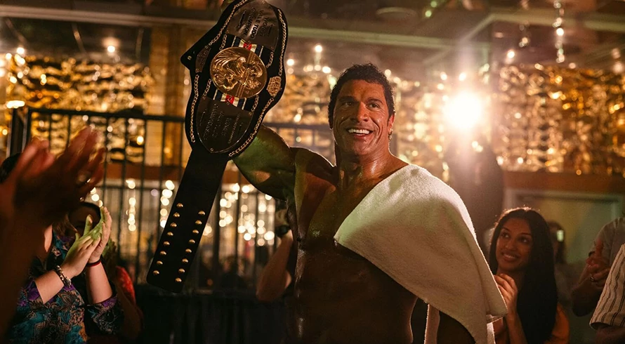 Review Film The Smashing Machine: The Rock Sukses Tampilkan Kerapuhan Seorang Legenda MMA