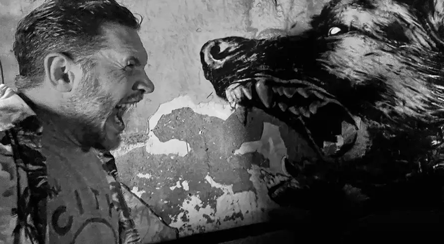 Tom Hardy Bocorkan Foto Adegan Film Venom 3